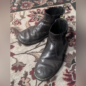 Doc Marten Chelsea Boot Ambassador leather black size 10 BEAT UP